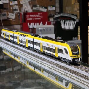 <預訂> TRIX 25463 西門子 Desiro HC 電聯車（4兩編組）HO DCC SOUND