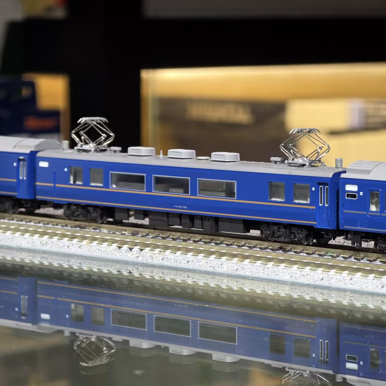 KATO 10-2219 10-2220 24系25形寝台特急「瀬戸・朝風あさかぜ」 2 KATO 10-2219 10-2220 24系25形寝台特急「瀬戸・朝風あさかぜ」 - Image 2
