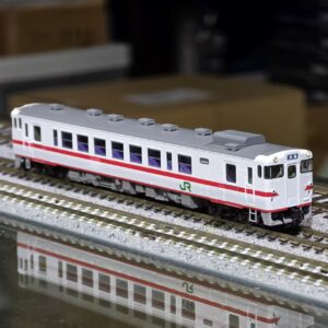 Alternative view of TOMIX 7461 JRディーゼルカー キハ40-500形（後期型・盛岡色）（T）
