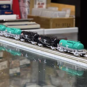 Alternative view of TOMIX 98814 私有 タキ1000・43000形貨車（日本石油輸送) 8輛