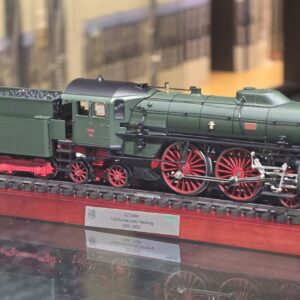 <新品預訂>TRIX 25015 S 2/6 Museum Steam, Era VI
