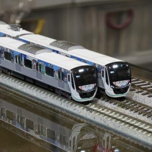 Alternative view of GREENMAX 50857 東急電鐵 2020系「向著人、向著街道、向著未來。」藝術彩繪電車 10両編成