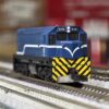 鐵支路 TOUCH-RAIL NR1004 台鐵 R100柴電機車頭 (藍色動力車) N 比例